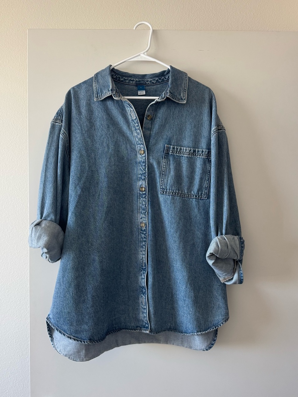 Womens Oversized Button Down Jeans Shirt - Size L